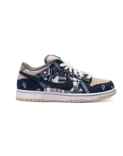 Travis Scott x  SB Dunk Low Cactus Jack Special Box