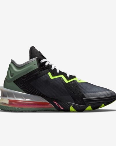 LeBron 18 Low Bugs vs Marvin Space Jam